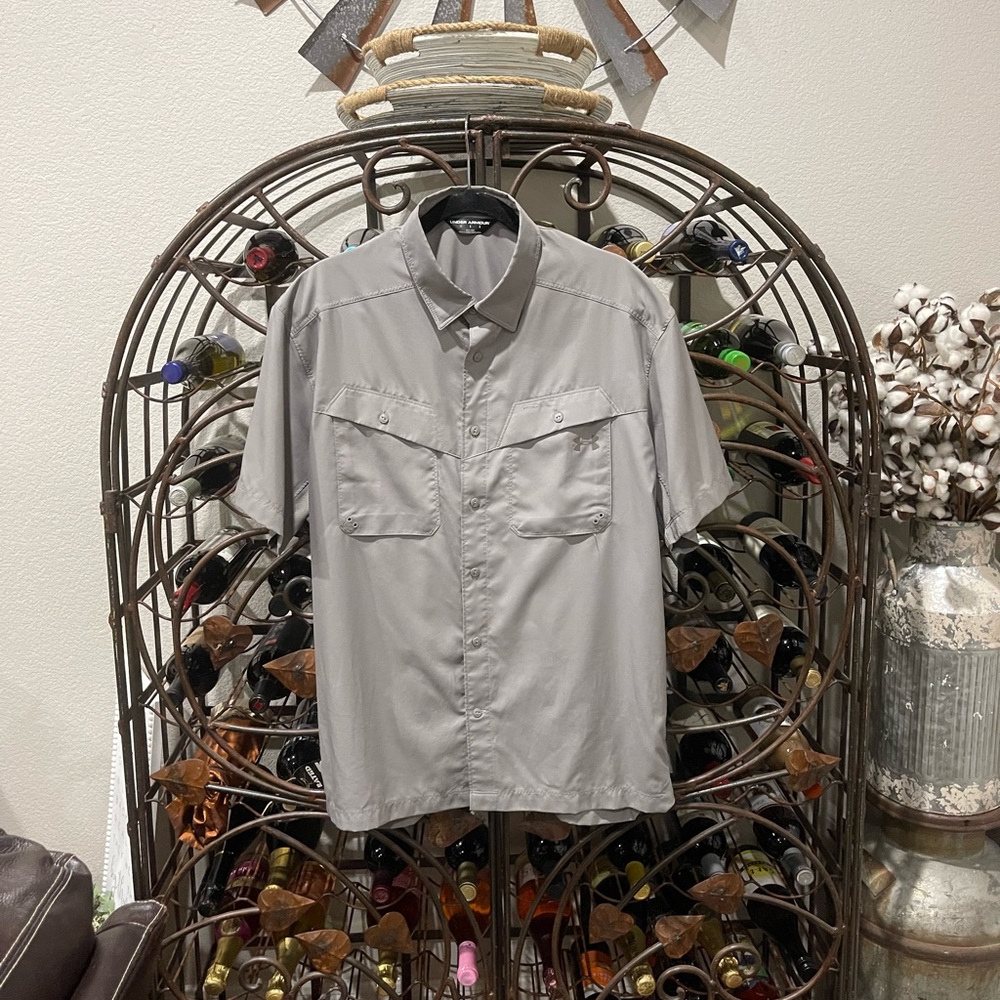 Under Armour Heat Gear Gray Casual Button Down Shirt